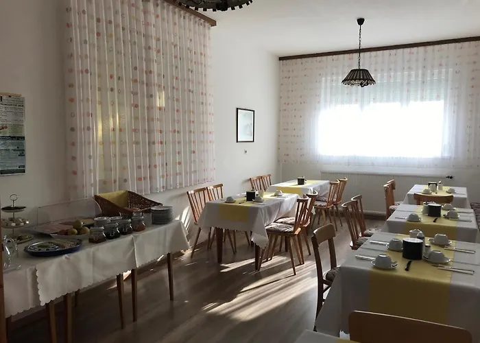 Gaestehaus & Weingut Klein Illmitz